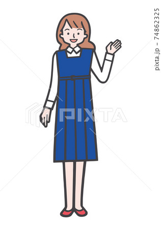 説明する女性のイラスト 74862325