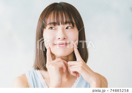 10代後半女子のスキンケア 10代後半女子のスキンケア 74865258