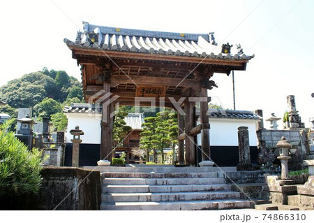 人吉市 永国寺の山門 人吉市 永国寺の山門 74866310