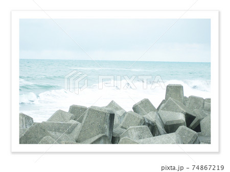 フィルム写真 海とテトラポッド フィルム写真 海とテトラポッド 74867219