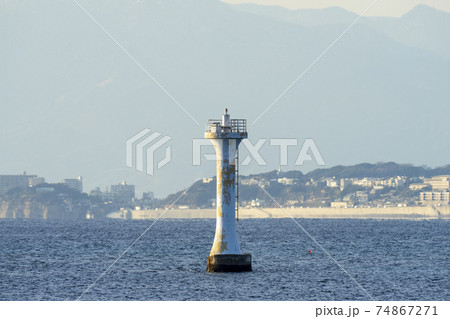 海の安全を見守る裕次郎灯台の写真素材