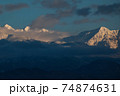 富山市から望む冠雪した立山連峰 74874631