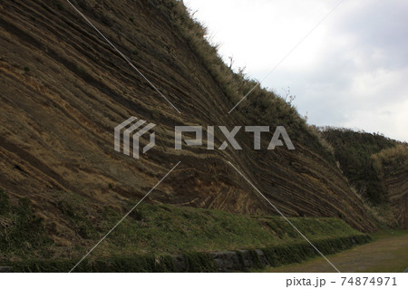 地層　　―STRATUM― 74874971