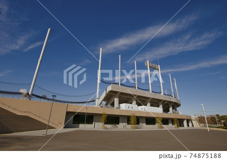 【川崎市】等々力球場 【川崎市】等々力球場 74875188