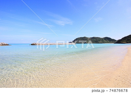 渡名喜島　あがり浜ビーチ 74876678