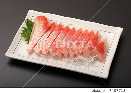 金目鯛の刺身の写真素材
