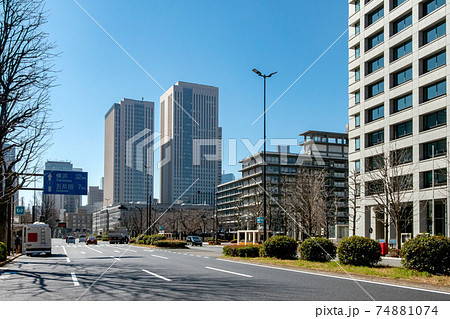 総務省と外務省と財務省 74881074