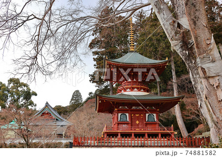 大阪府箕面市にある勝尾寺 74881582