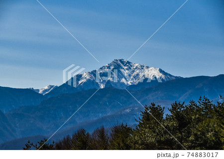 冬の甲斐駒ヶ岳 冬の甲斐駒ヶ岳 74883017