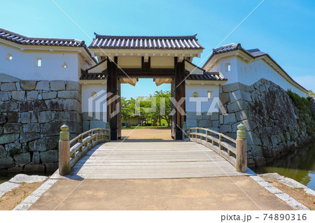 赤穂城の石垣と門 赤穂城の石垣と門 74890316