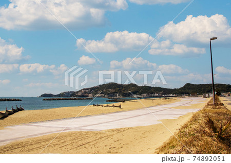 和歌山・片男波の美しい海岸 和歌山・片男波の美しい海岸 74892051