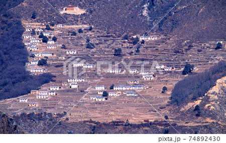 ヒマラヤ 74892430