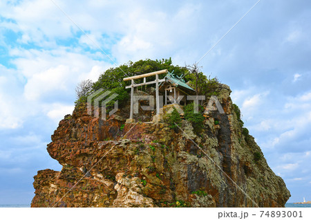 稲佐の浜　弁天島　祠　島根県出雲市 74893001
