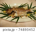 鯛の塩焼き 74893452