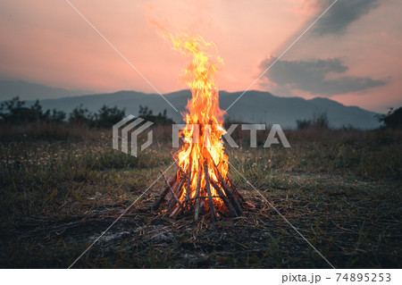Camp Fire The bonfire in the evening 74895253