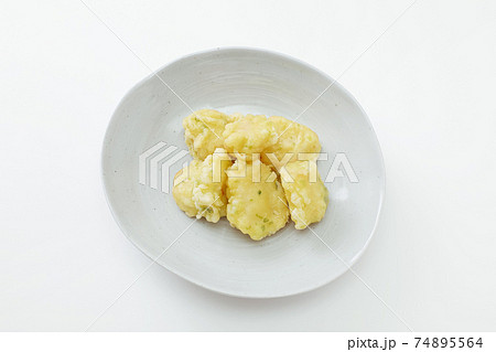 お惣菜の筍の天ぷら 74895564