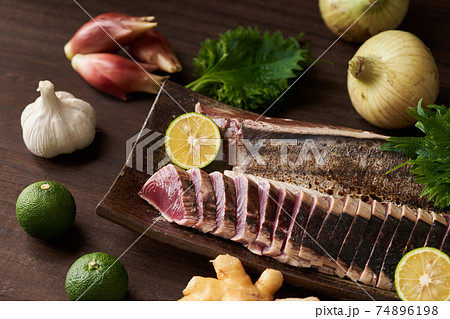 鰹のたたき 鰹のたたき 74896198