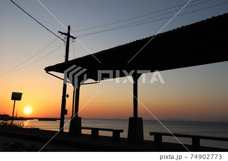 絵になる駅　下灘駅 74902773