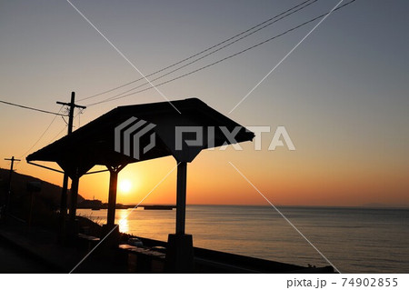 絵になる駅　下灘駅 74902855