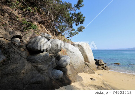 松山市 白石の鼻巨石群 松山市 白石の鼻巨石群 74903512