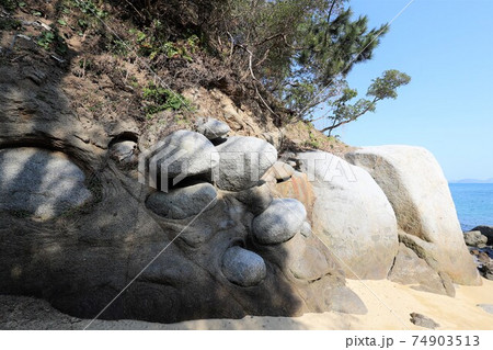 松山市 白石の鼻巨石群 松山市 白石の鼻巨石群 74903513