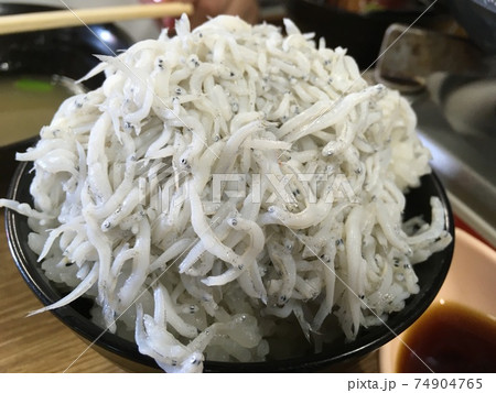 しらす丼 74904765