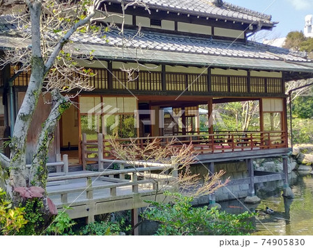 日本庭園（友泉亭公園） 74905830