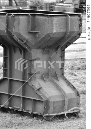 ブロック型枠 74907596