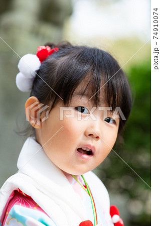 かわいい三歳の七五三詣の写真素材