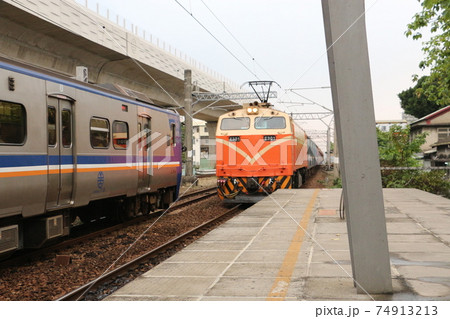 鉄道 鉄路 線路 74913213
