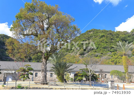 【鹿児島県】晴天下の尚古集成館 【鹿児島県】晴天下の尚古集成館 74913930