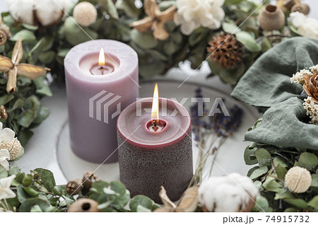 ユーカリのリースとキャンドル ユーカリのリースとキャンドル 74915732