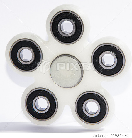 Fidget spinner to relax, relieve stress, play Fidget spinner to relax, relieve stress, play 74924470
