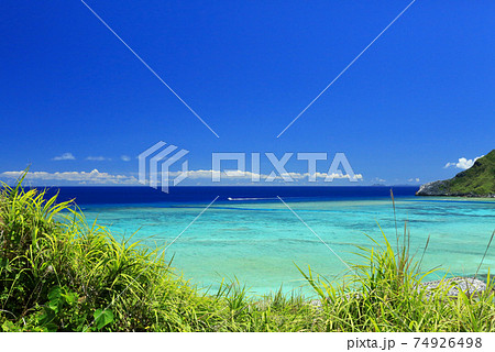 沖縄　渡名喜島の風景 74926498