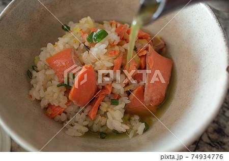 鮭茶漬け 74934776