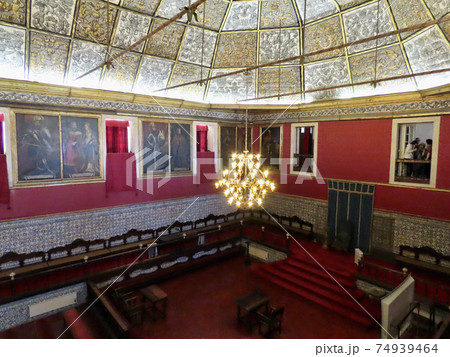 ポルトガル コインブラ大学　講堂 74939464