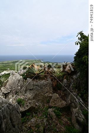 大石林山より 74941819