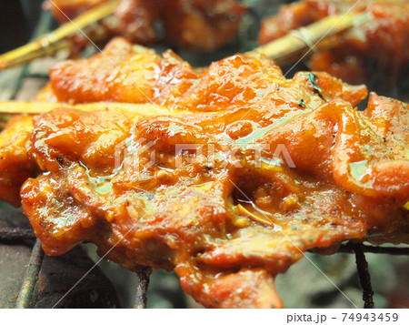 Skewer chicken pieces 74943459