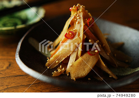 きんぴらごぼう 74949280