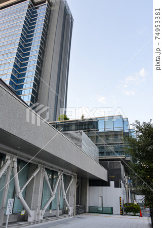 高槻市庁舎本館の耐震装置 高槻市庁舎本館の耐震装置 74953381