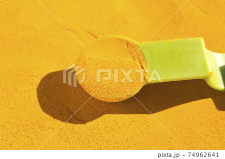 ターメリックパウダー　ウコンパウダーターメリック　小さじ1 74962641