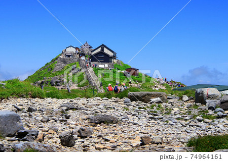 日本百名山　　夏の月山神社本宮 74964161