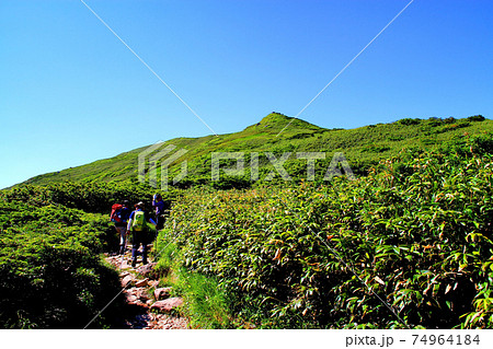 日本百名山　　夏の月山登山道 74964184