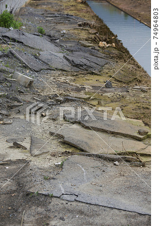 東日本大震災で津波の被害を受けた町の状況(陸前高田市) 東日本大震災で津波の被害を受けた町の状況(陸前高田市) 74964803
