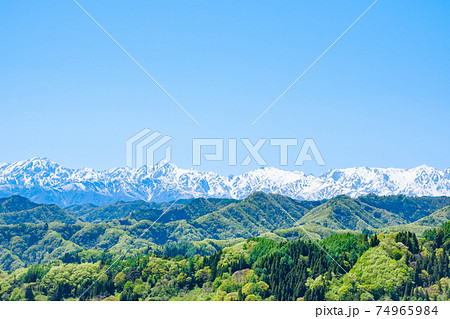 小川村・アルプス展望デッキから望む北アルプス(春) 小川村・アルプス展望デッキから望む北アルプス(春) 74965984
