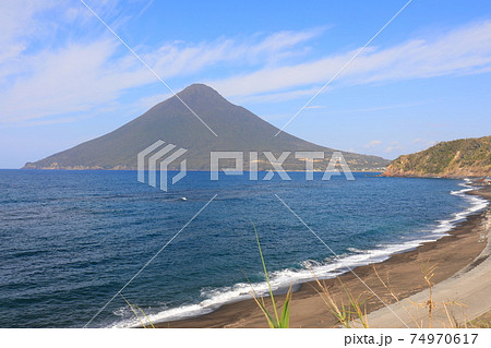 【鹿児島県】長崎鼻から望む開聞岳 【鹿児島県】長崎鼻から望む開聞岳 74970617