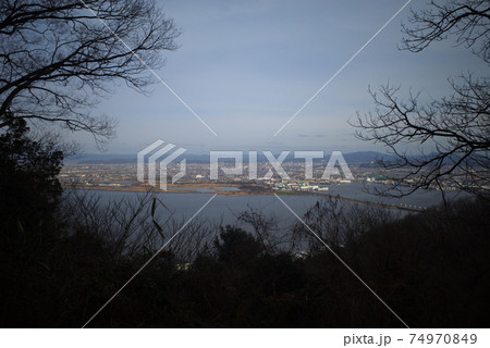 日本の岡山県の金甲山の風景 日本の岡山県の金甲山の風景 74970849