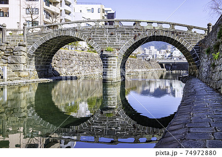 長崎の人気観光スポット　眼鏡橋 74972880