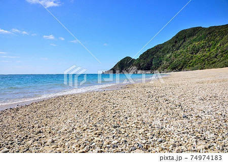 加計呂麻島 徳浜海岸の美しい景色 加計呂麻島 徳浜海岸の美しい景色 74974183