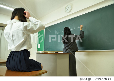 授業の成り立っていない風景1 授業の成り立っていない風景1 74977034